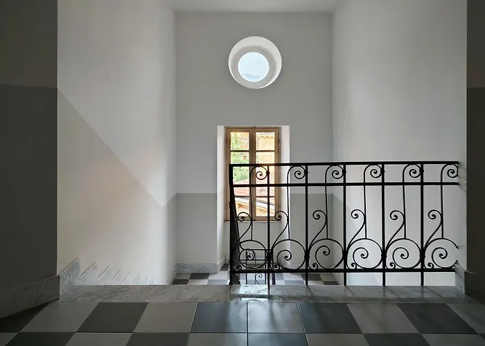 Un Passo Volta - Intero